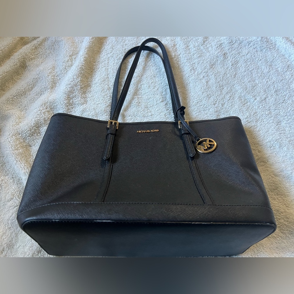 Michael Kors Jet Set Travel Large Saffiano Leather Tote Bag